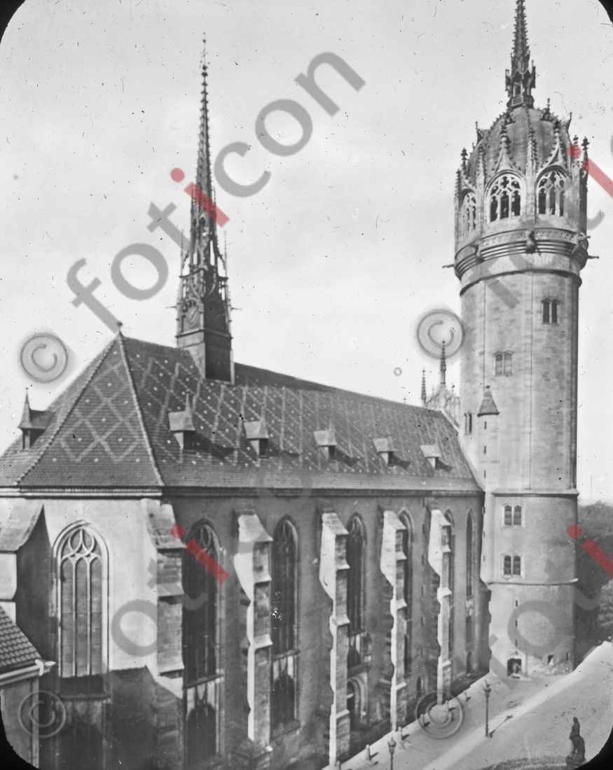 Schlosskirche in Wittenberg |  Castle Church in Wittenberg - Foto foticon-simon-150-020-sw.jpg | foticon.de - Bilddatenbank für Motive aus Geschichte und Kultur